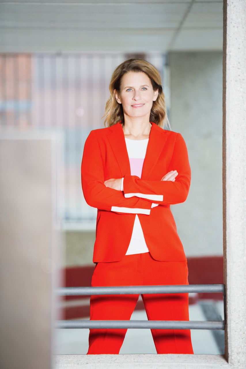 Katrin Müller-Hohenstein (c) Conny Stein Katrin Müller-Hohenstein lässt sich bei Live-Auftritten durch nichts aus der Ruhe bringen: „Ich glaube, dass ich live sofort eine ganz andere Präsenz habe, als wenn es voraufgezeichnet ist.“ (c) Conny Stein